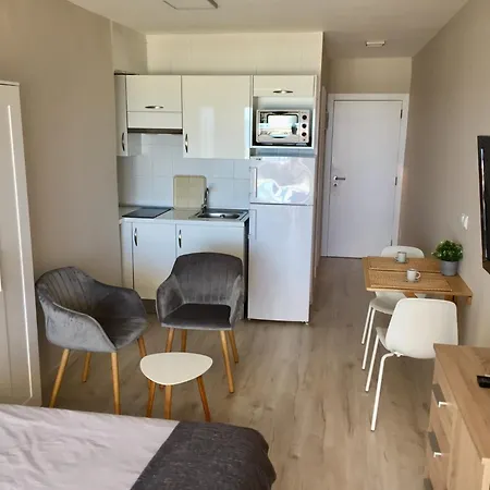 Atico En El Muelle Apartmán *